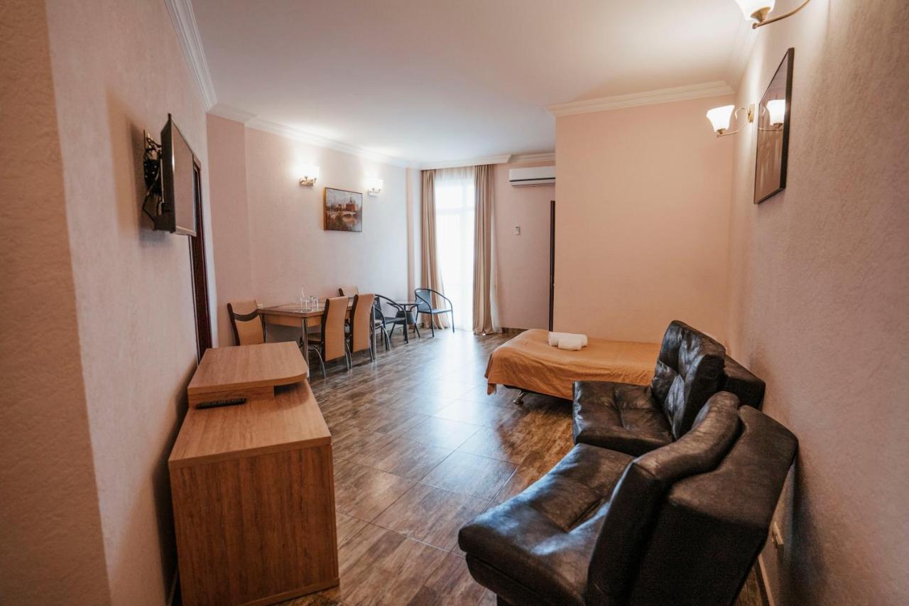 Hotel General Batum Dış mekan fotoğraf